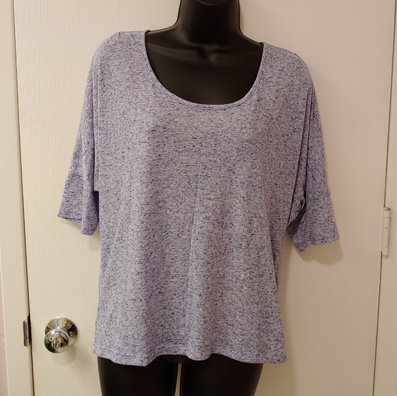 🌸2/$20 EXPRESS EUC speckled dolman sleeve light blue top - Picture 3 of 7